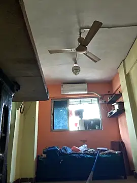 Snapshot of Sand-1 chatting on February 1, 2026, 5:06 am Sand-1 online show from February 1, 2026, 5:06 am