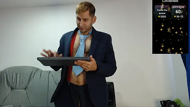 Snapshot of sexy-boy071 chatting on February 14, 2025, 8:26 pm sexy-boy071 online show from February 14, 2025, 8:26 pm