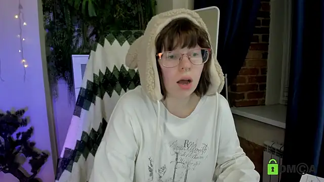 Melissa Wells online show from July 24, 2026, 9:22 pm