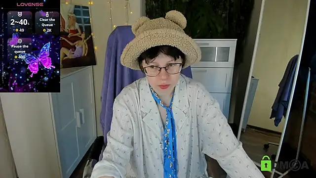 Melissa Wells online show from October 8, 2025, 7:21 am