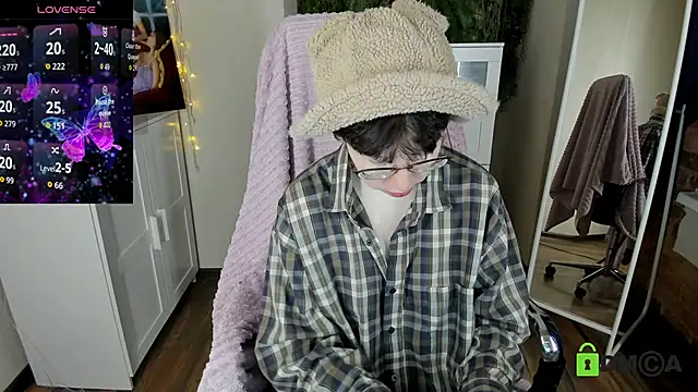 Melissa Wells online show from October 2, 2025, 8:45 pm