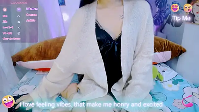 Snapshot of Ly__ chatting on February 26, 2026, 3:06 am Ly online show from February 26, 2026, 3:06 am