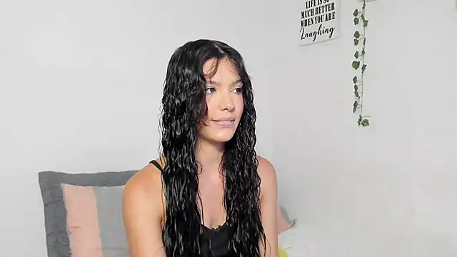 Emperatriiz online show from October 19, 2025, 6:21 pm