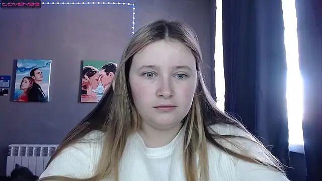 Light Luna online show from October 12, 2025, 7:54 am