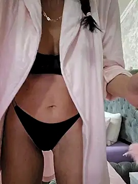 AnaFoxxy online show from February 4, 2025, 8:13 am