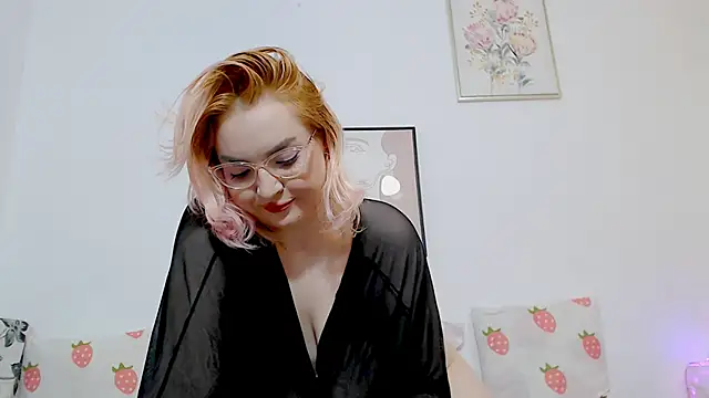 Catlady333 online show from September 9, 2025, 6:45 am