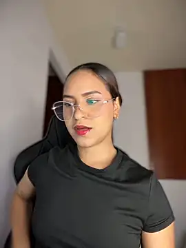 Snapshot of gretta_kler1 chatting on February 16, 2025, 5:37 pm gretta kler1 online show from February 16, 2025, 5:37 pm