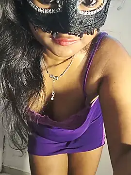 FANTASY QUEEN 07 online show from June 14, 2026, 2:24 am