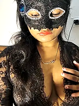 FANTASY QUEEN 07 online show from November 26, 2025, 8:36 am