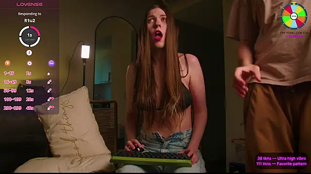 VunderSEX online show from December 5, 2025, 5:11 pm