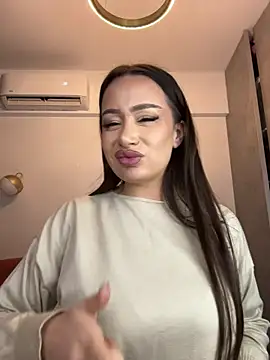 Snapshot of deliaroyal chatting on November 26, 2025, 2:39 pm deliaroyal online show from November 26, 2025, 2:39 pm