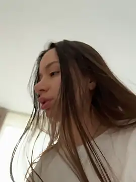 Snapshot of deliaroyal chatting on February 10, 2026, 12:37 pm deliaroyal online show from February 10, 2026, 12:37 pm