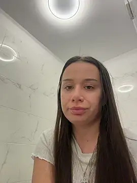 Snapshot of deliaroyal chatting on October 25, 2025, 1:12 pm deliaroyal online show from October 25, 2025, 1:12 pm