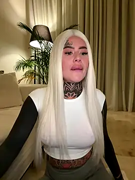 bambixboo online show from October 9, 2025, 8:20 pm