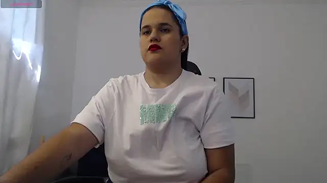 Snapshot of natalia_curvy1 chatting on September 19, 2025, 6:01 pm natalia curvy1 online show from September 19, 2025, 6:01 pm