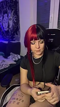 kinkygirl420x online show from October 9, 2025, 8:31 pm