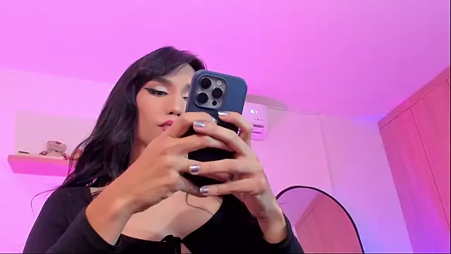 rose saenz online show from November 28, 2025, 7:47 pm