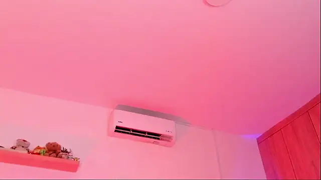 rose saenz online show from October 18, 2025, 7:38 pm