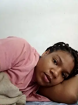 genesis moretz online show from March 2, 2026, 9:27 am