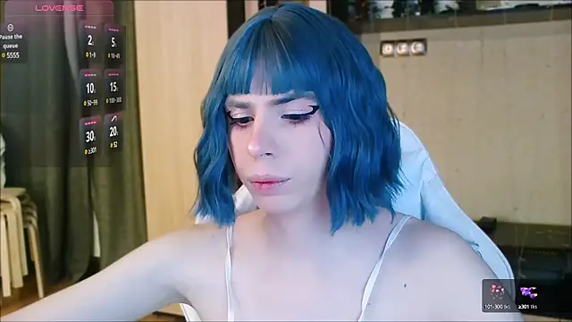 FemAlexa  online show from February 5, 2025, 12:17 pm