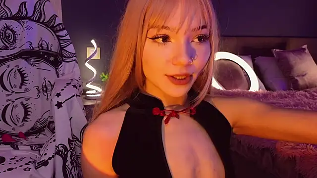 SandraBoyl online show from March 3, 2025, 1:17 am