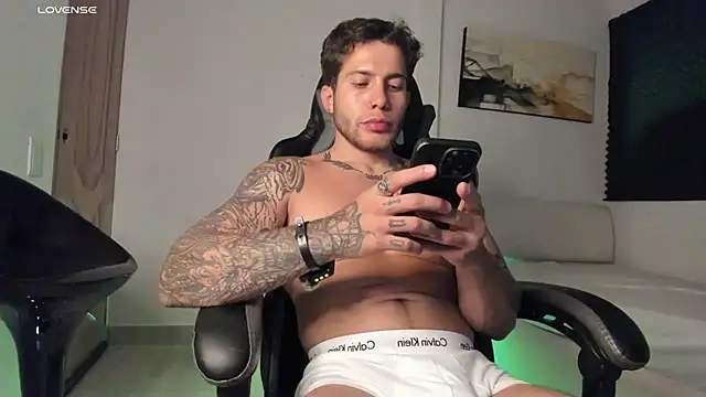 LucianSinclair online show from September 14, 2025, 2:12 am