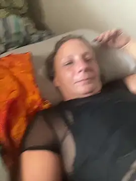 Snapshot of Everlyrose27 chatting on October 7, 2025, 4:30 pm Everlyrose27 online show from October 7, 2025, 4:30 pm