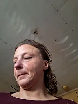 Snapshot of Everlyrose27 chatting on December 22, 2025, 7:36 pm Everlyrose27 online show from December 22, 2025, 7:36 pm