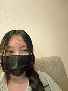 Snapshot of MEOW_MEO chatting on April 19, 2026, 4:19 pm MEOW MEO online show from April 19, 2026, 4:19 pm