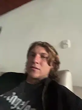 Tom Krakow online show from December 13, 2025, 8:04 pm