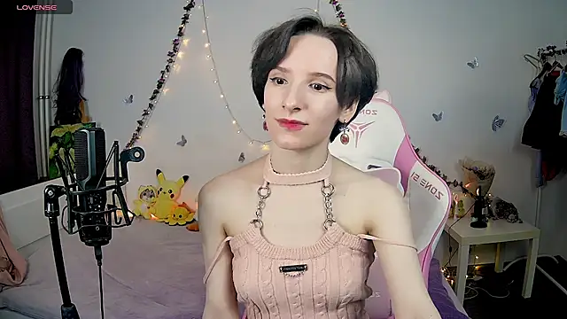 Violet Veliya online show from December 4, 2024, 4:10 pm