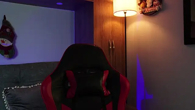 MarkHazze online show from December 18, 2025, 10:46 pm