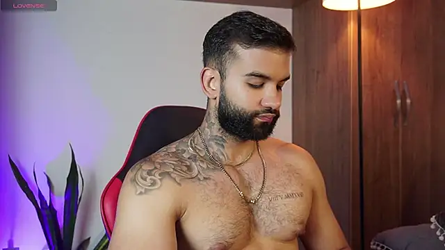 MarkHazze online show from November 13, 2025, 9:51 pm