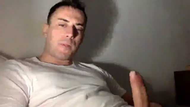 Snapshot of mainnrd chatting on November 5, 2025, 8:34 pm mainnrd online show from November 5, 2025, 8:34 pm