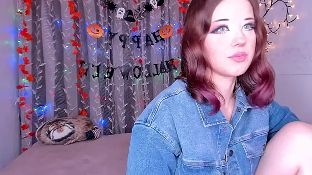 space cowgirl online show from November 16, 2025, 5:28 pm