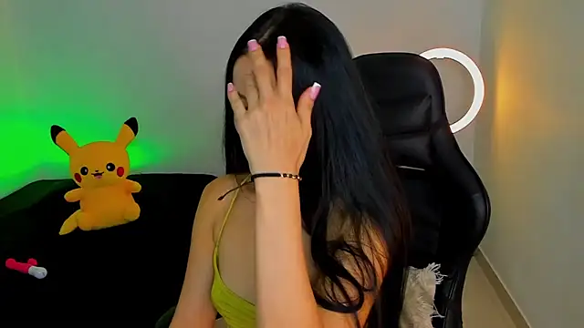 melanyrouse1 online show from February 13, 2026, 7:47 pm