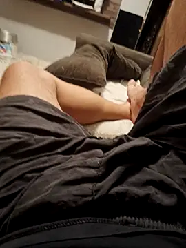 dredre1069 online show from April 11, 2026, 4:42 am