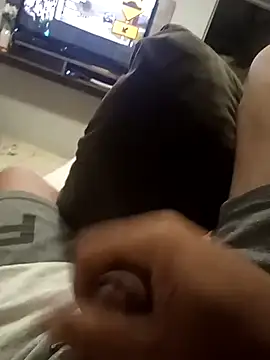 dredre1069 online show from February 14, 2025, 4:58 am