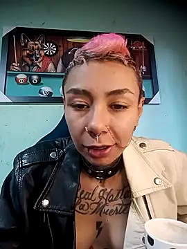 Snapshot of real_fenix chatting on September 29, 2025, 8:36 pm real fenix online show from September 29, 2025, 8:36 pm