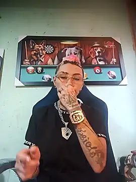 Snapshot of real_fenix chatting on October 1, 2025, 3:16 pm real fenix online show from October 1, 2025, 3:16 pm