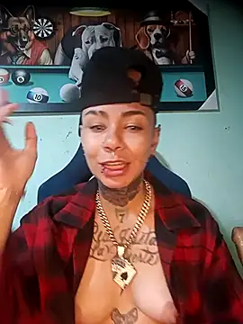 Snapshot of real_fenix chatting on October 19, 2025, 2:58 am real fenix online show from October 19, 2025, 2:58 am