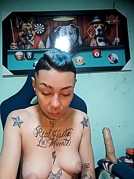 Snapshot of real_fenix chatting on October 26, 2025, 1:33 pm real fenix online show from October 26, 2025, 1:33 pm