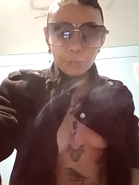 Snapshot of real_fenix chatting on March 13, 2025, 2:05 am real fenix online show from March 13, 2025, 2:05 am