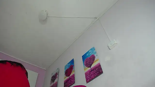 Snapshot of KEYRA-MILLER- chatting on September 20, 2025, 1:54 am KEYRA-MILLER- online show from September 20, 2025, 1:54 am