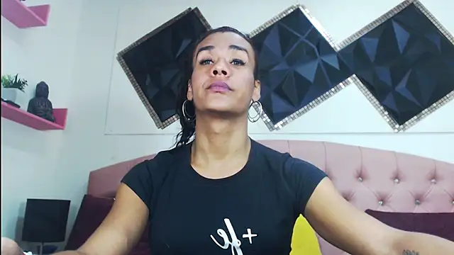 andrea safeira doll online show from September 16, 2025, 7:37 pm