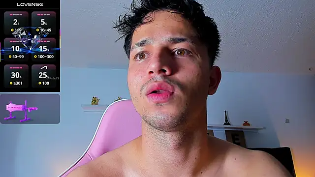 Issac james  online show from September 26, 2025, 3:35 am