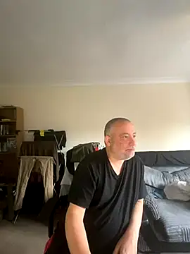 LondonTeffy online show from October 17, 2025, 11:12 am