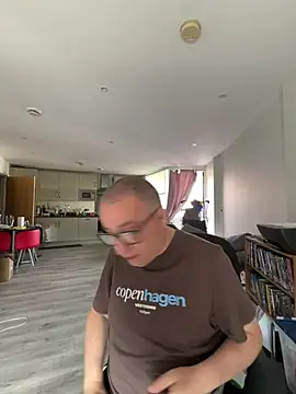 LondonTeffy online show from July 24, 2026, 10:22 am