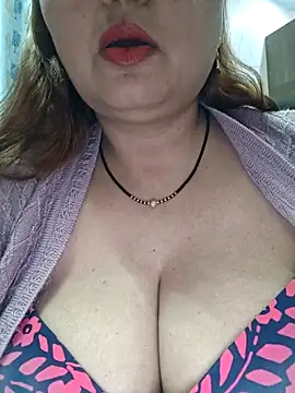 Snapshot of Dianaa9 chatting on February 7, 2026, 7:16 am Dianaa9 online show from February 7, 2026, 7:16 am