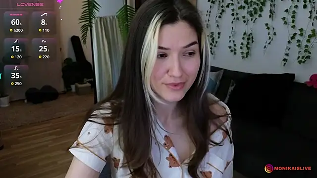monikavenom online show from May 14, 2026, 2:52 am